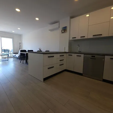 East Apartment *