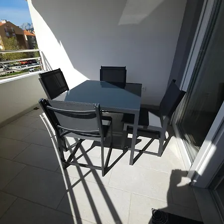 East Apartment Makarska
